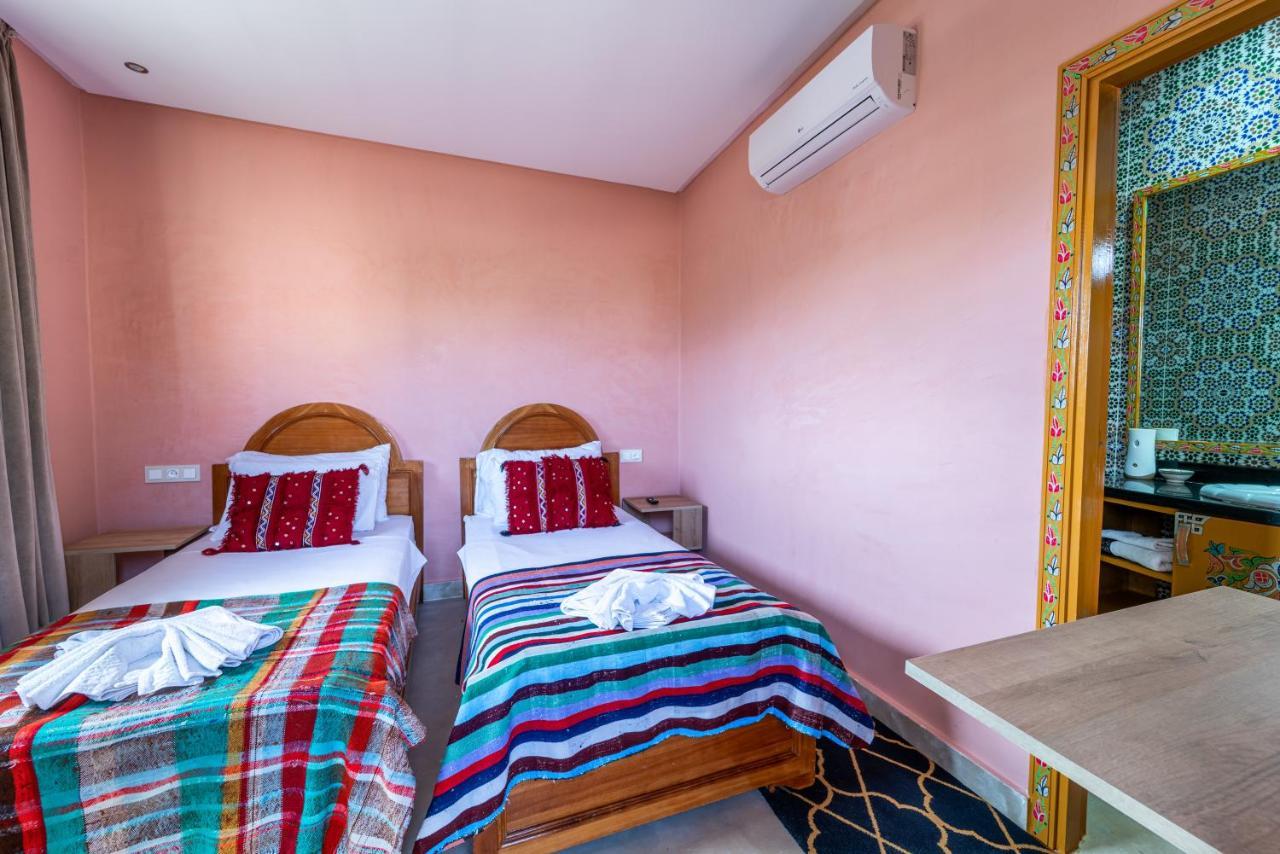 Riad Les Nuits De Fes Exterior photo