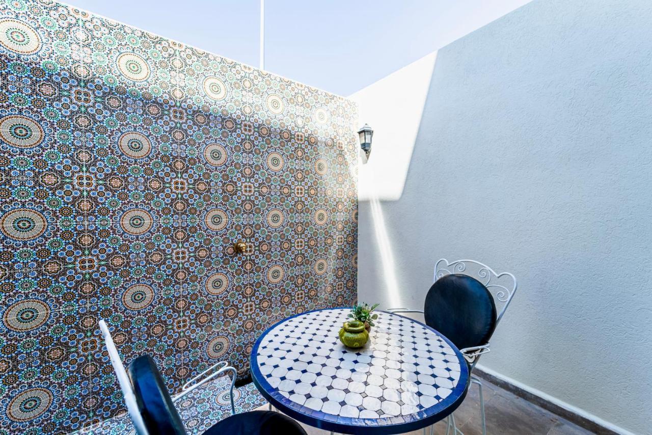 Riad Les Nuits De Fes Exterior photo