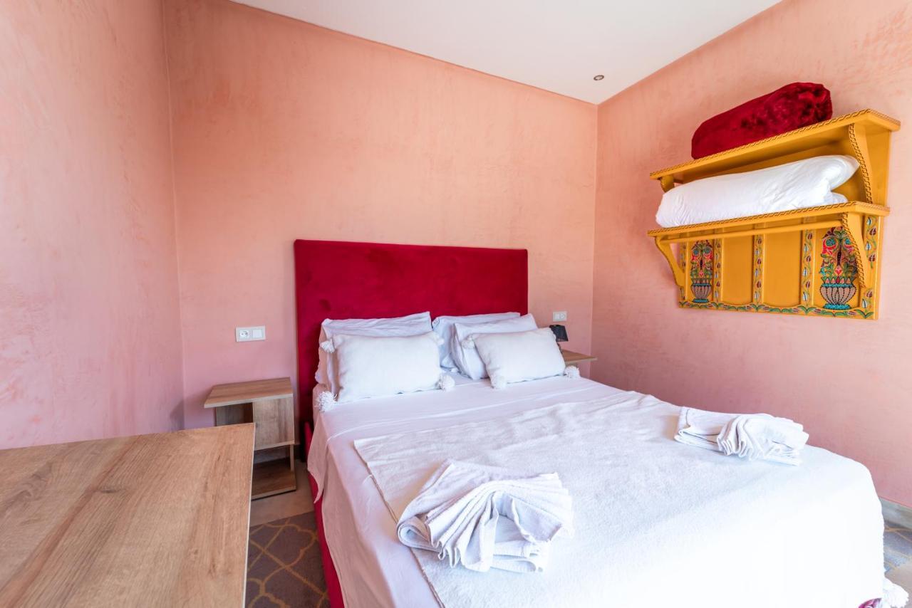 Riad Les Nuits De Fes Exterior photo